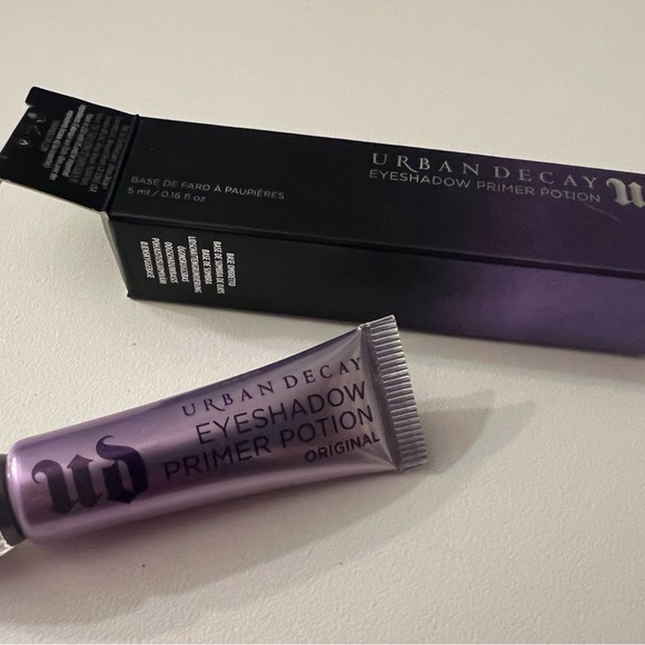 TOO FACED Kitty Likes to Scratch Eye Shadow Palette AND Urban Decay primer NEW - Picture 4 of 4